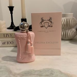 Delina Exclusif